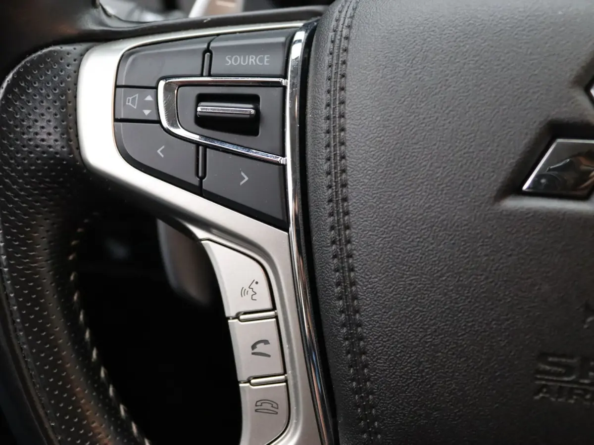 225pk PHEV Intense Camera | Navig | Cruise Contol
