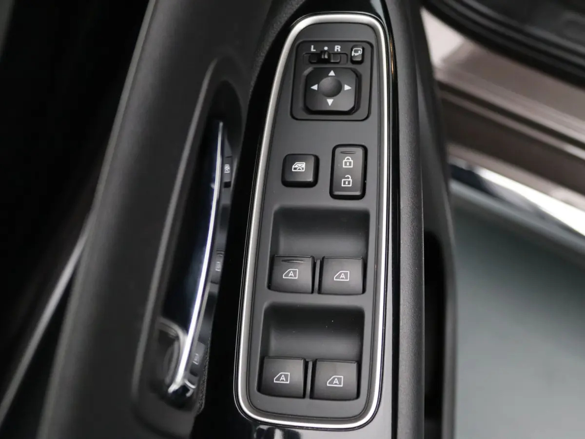 225pk PHEV Intense Camera | Navig | Cruise Contol