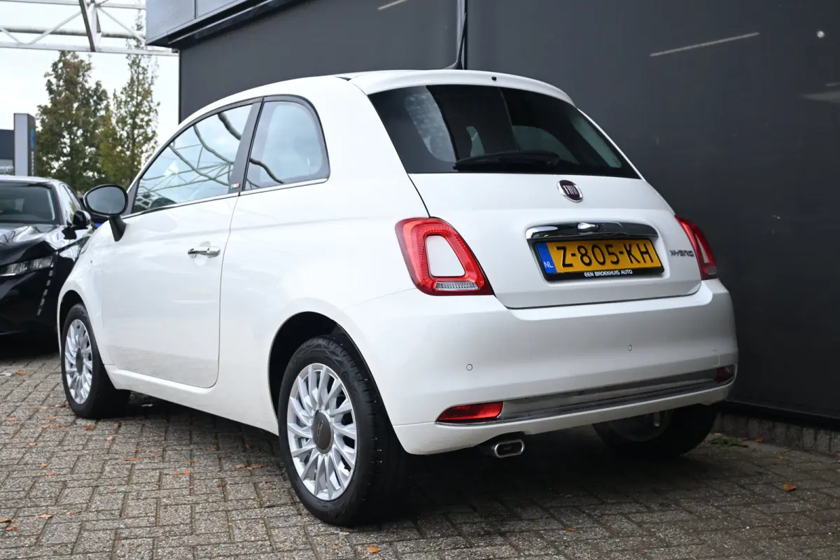 1.0 Hybrid Dolcevita Finale | Panoramadak | Navigatie | Parkeersensoren | Airco |