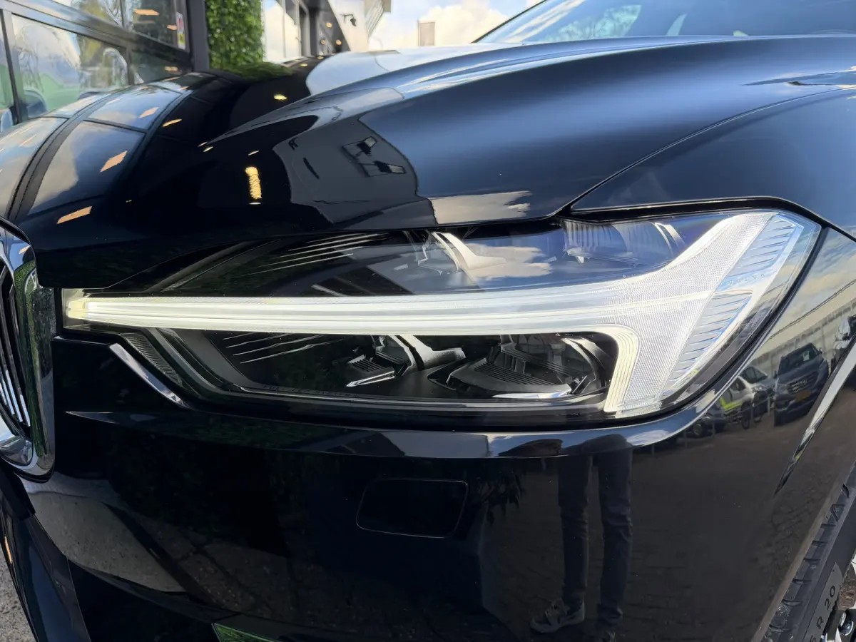 2.0 Recharge T6 AWD Inscription | Pano | Surround View | Trekhaak | Dealer Ond.