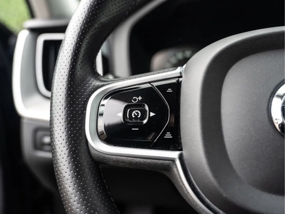 2.0 Recharge T6 AWD Inscription | Pano | Surround View | Trekhaak | Dealer Ond.