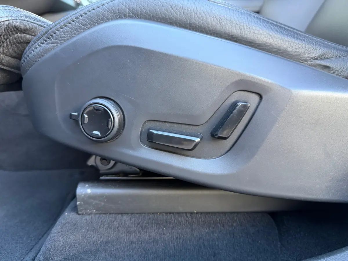 2.0 Recharge T6 AWD Inscription | Pano | Surround View | Trekhaak | Dealer Ond.