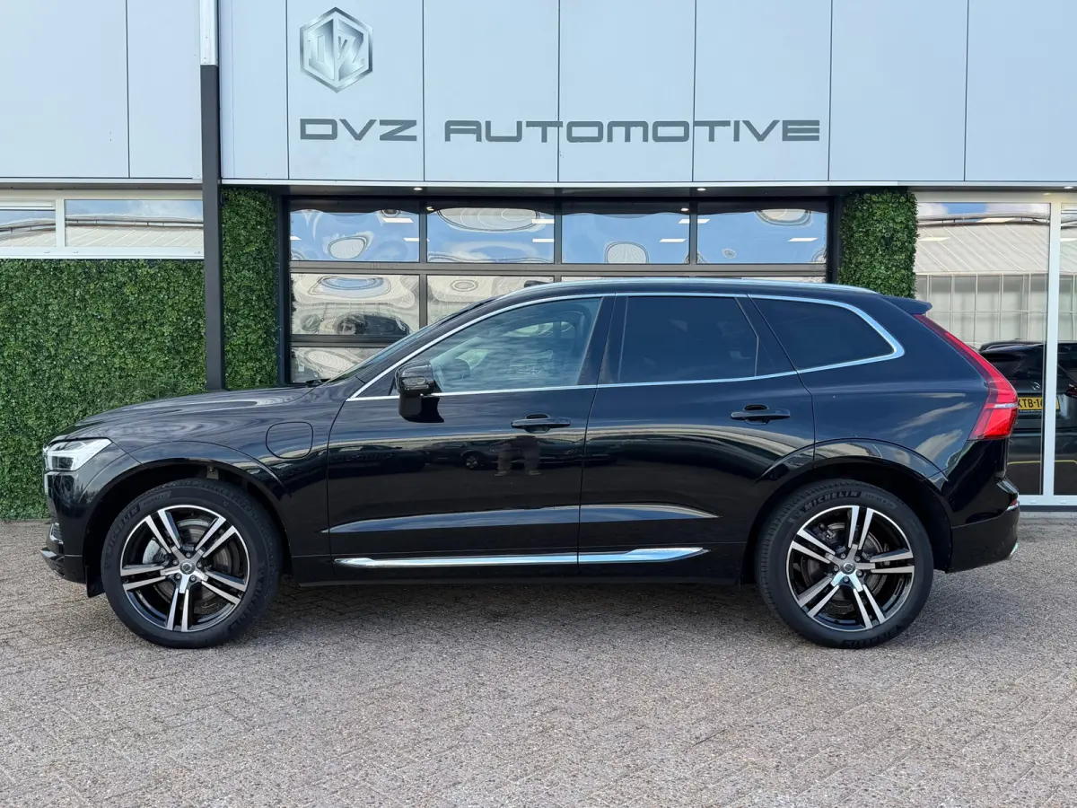 2.0 Recharge T6 AWD Inscription | Pano | Surround View | Trekhaak | Dealer Ond.