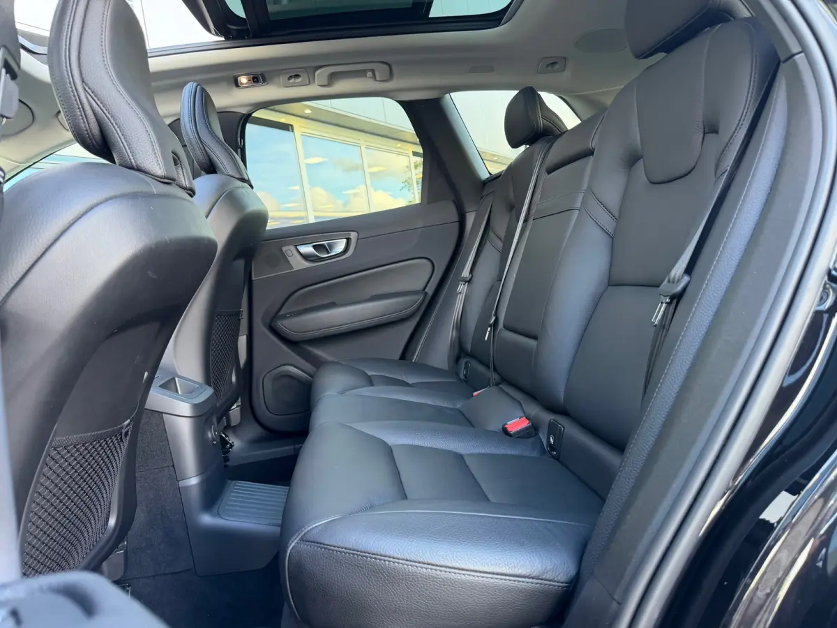 2.0 Recharge T6 AWD Inscription | Pano | Surround View | Trekhaak | Dealer Ond.