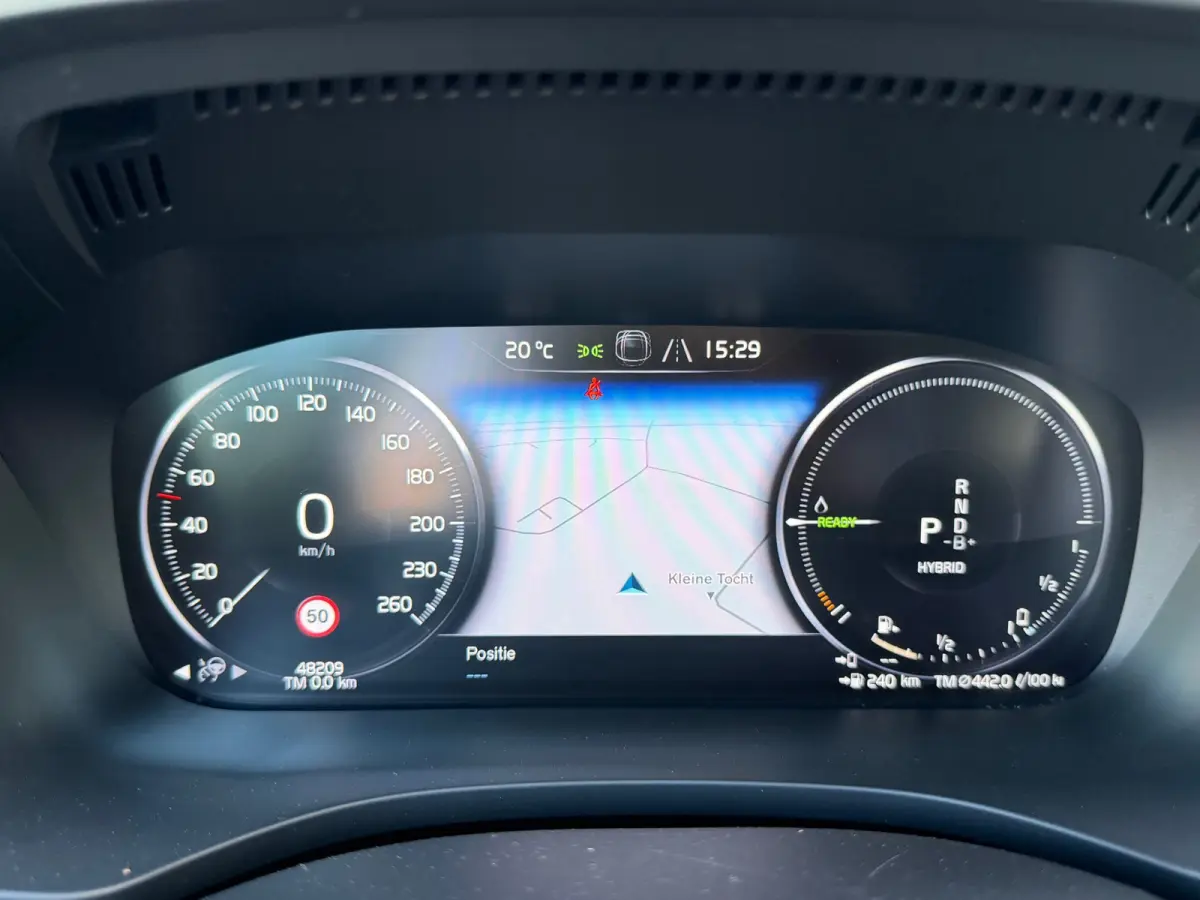 2.0 Recharge T6 AWD Inscription | Pano | Surround View | Trekhaak | Dealer Ond.