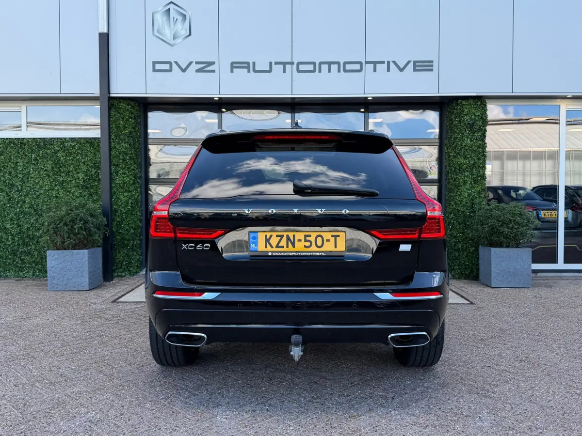 2.0 Recharge T6 AWD Inscription | Pano | Surround View | Trekhaak | Dealer Ond.