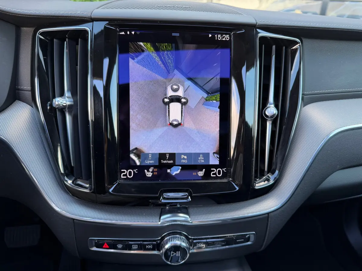 2.0 Recharge T6 AWD Inscription | Pano | Surround View | Trekhaak | Dealer Ond.