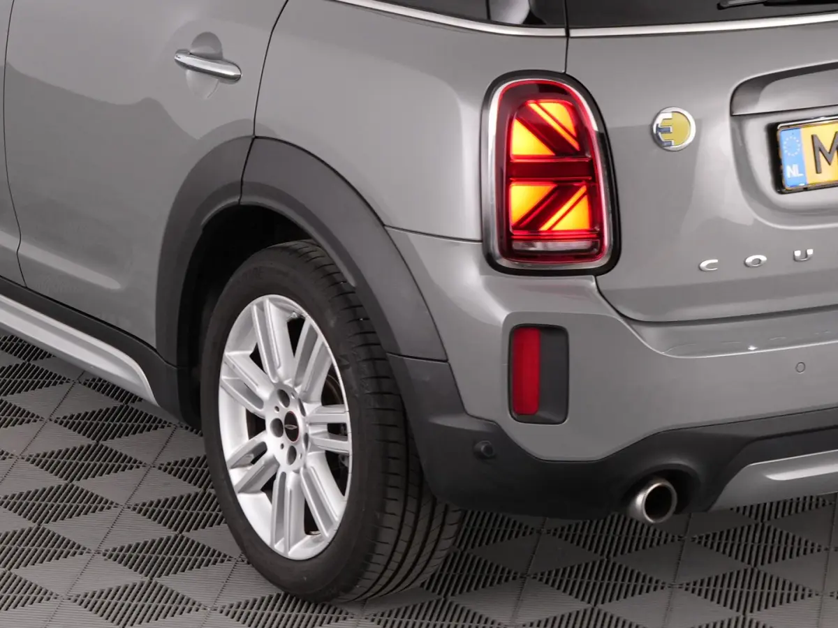 1.5 Cooper ALL4 Classic | LEDER | Memory SEAT | ECC | NAVI | Full LED !