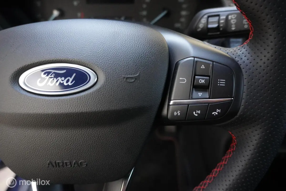 1.0 EcoBoost Hybrid ST-Line X