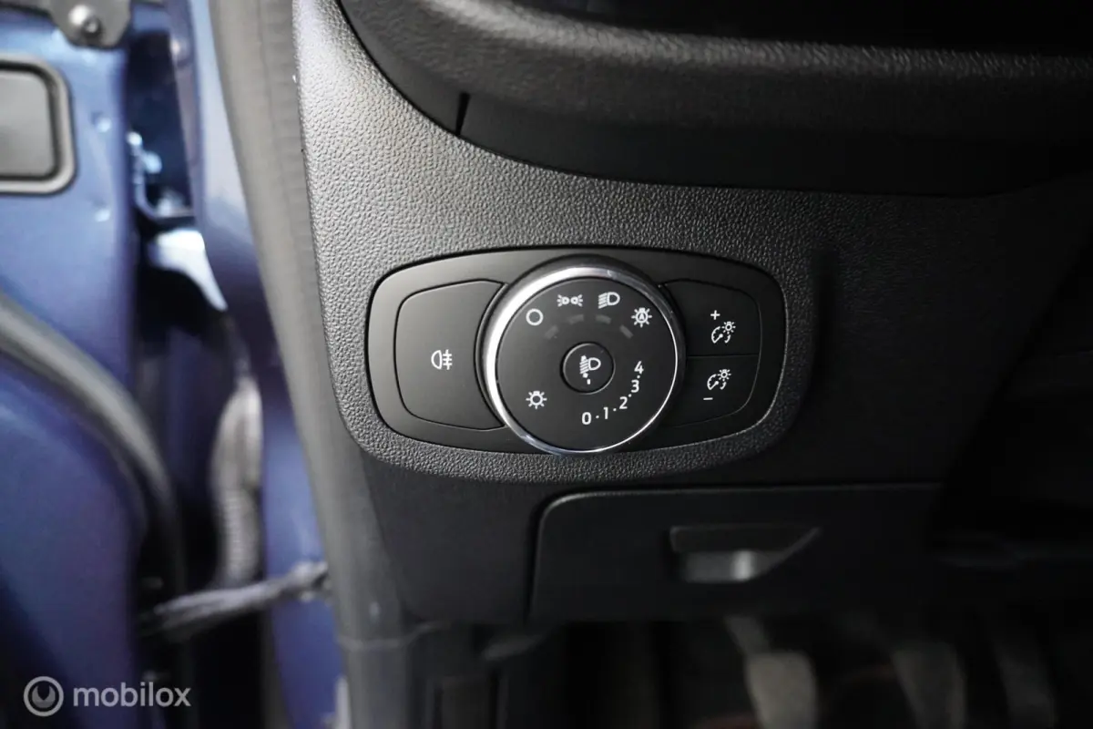 1.0 EcoBoost Hybrid ST-Line X
