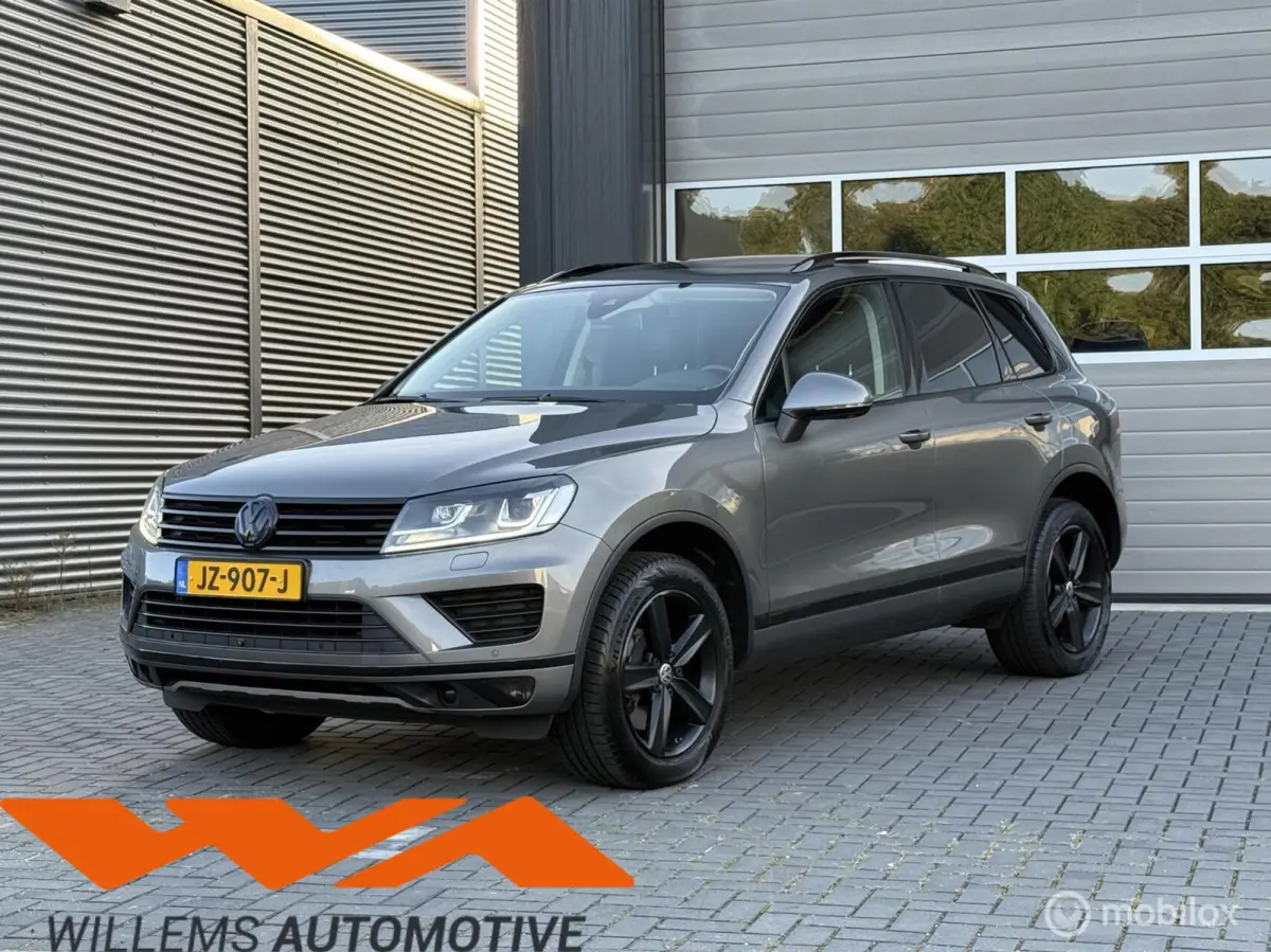 3.0 TSI Hybrid Highline DSG|Pano|ACC|Trhk