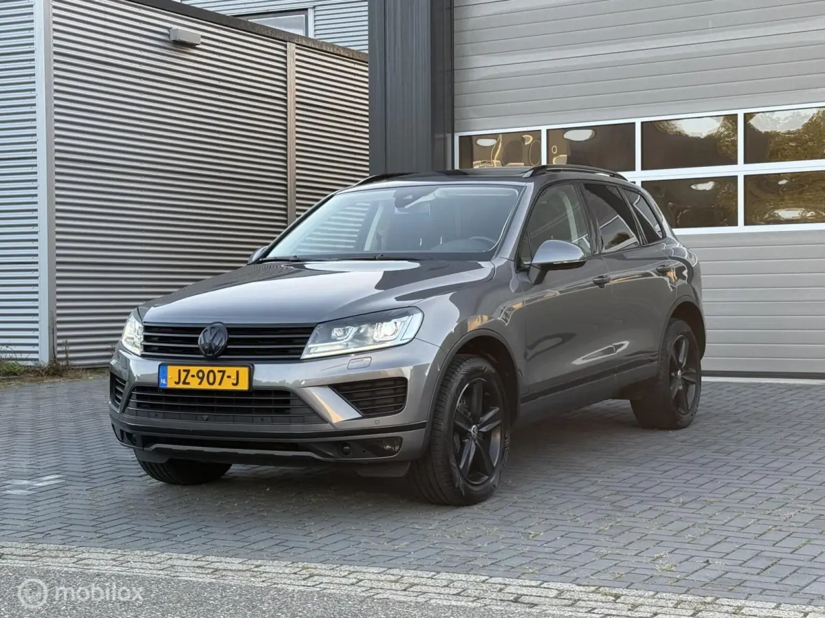 3.0 TSI Hybrid Highline DSG|Pano|ACC|Trhk
