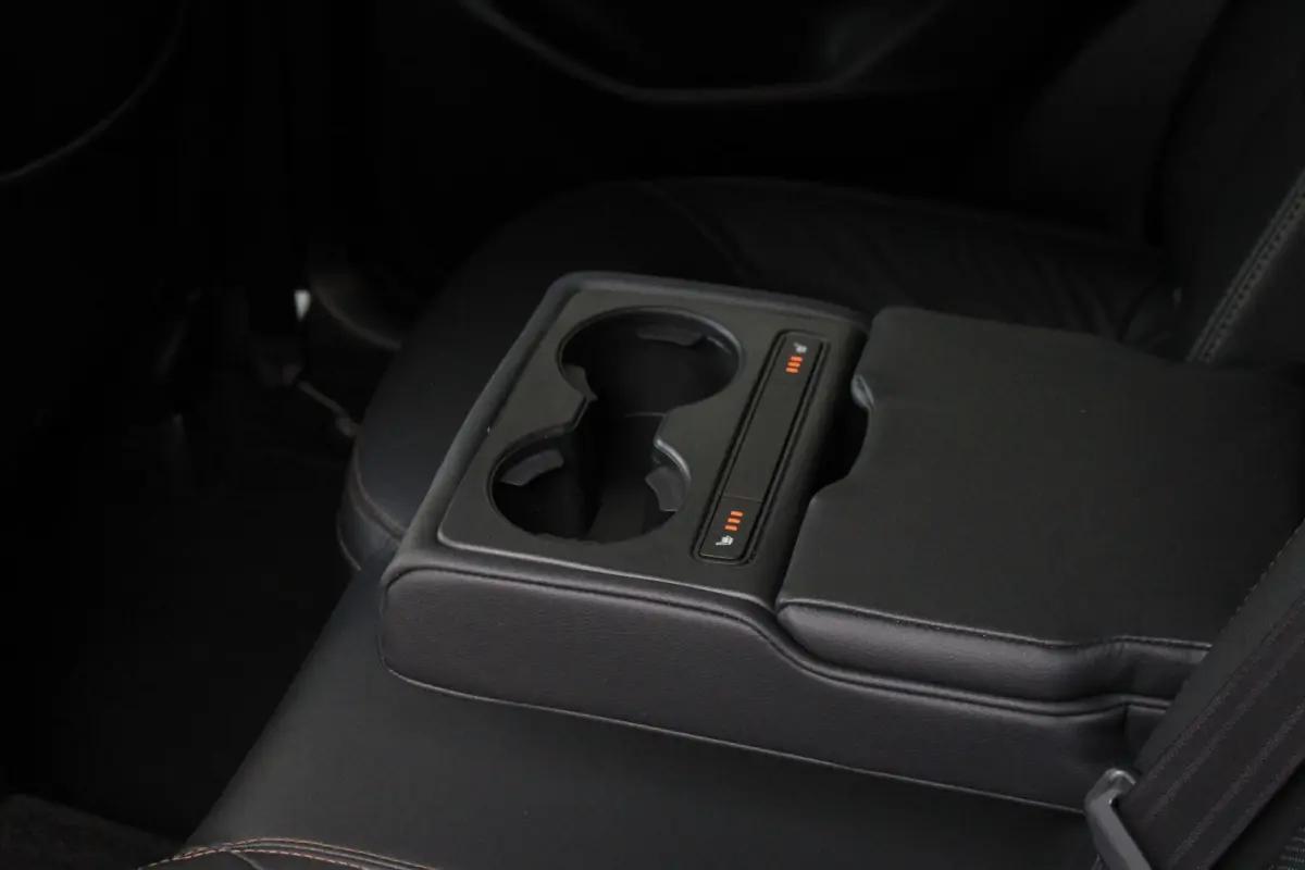 2.5 SkyActiv-G 192 GT-M 4WD Trekhaak | Bose | ACC | Schuifdak | Memory | HeadUp | Keyless | Stuurverwarming | Blind Spot | Stoelverwarming V+A | Carplay | DAB | Leder | Camera