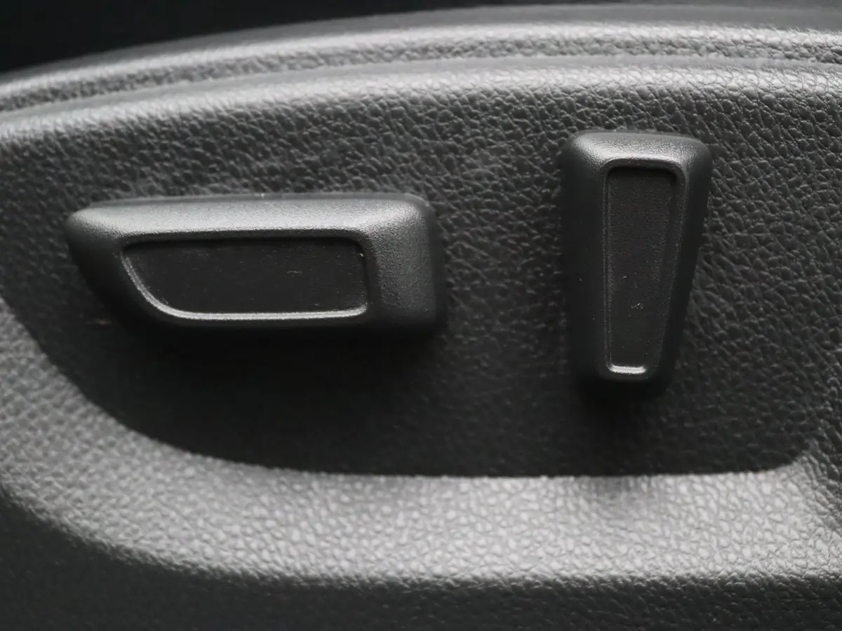 187pk PHEV Intense+ Automaat Camera | Cruise | Navi | Parkeersens. v+a | Trekhaak