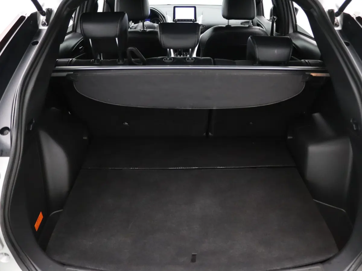 187pk PHEV Intense+ Automaat Camera | Cruise | Navi | Parkeersens. v+a | Trekhaak