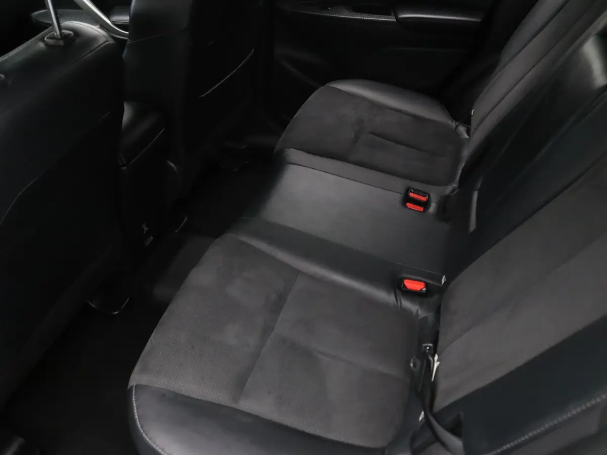 187pk PHEV Intense+ Automaat Camera | Cruise | Navi | Parkeersens. v+a | Trekhaak