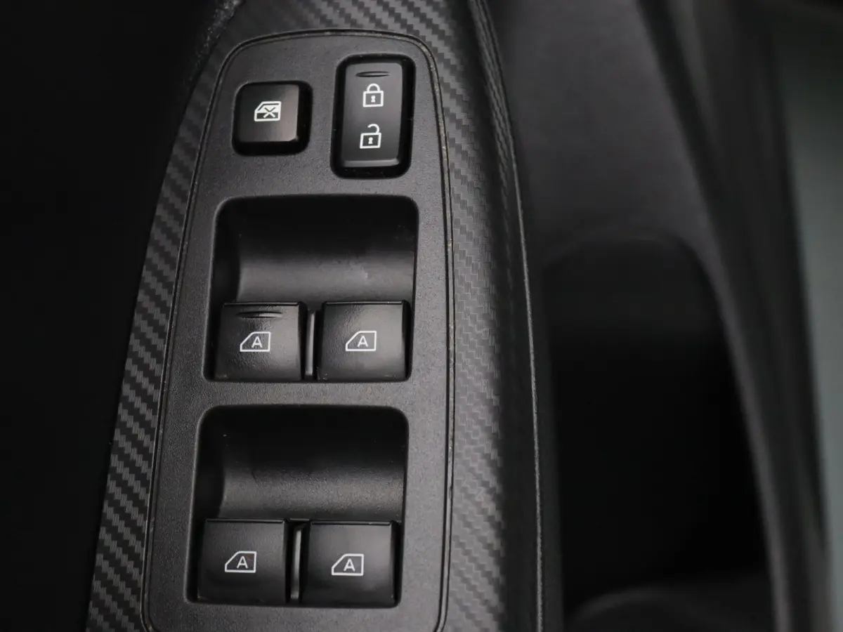 187pk PHEV Intense+ Automaat Camera | Cruise | Navi | Parkeersens. v+a | Trekhaak