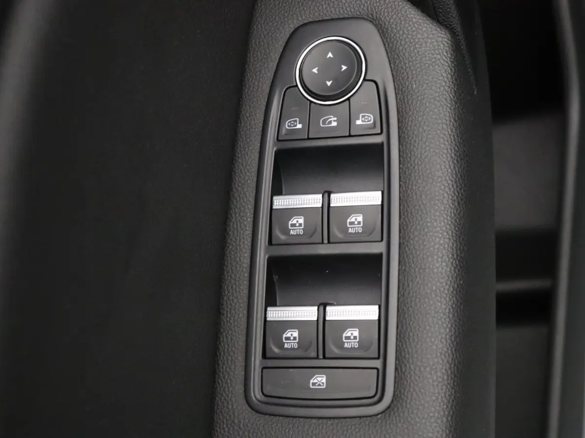 TCe 90pk Intens Camera | Cruise | Navi | Parkeersens. v+a