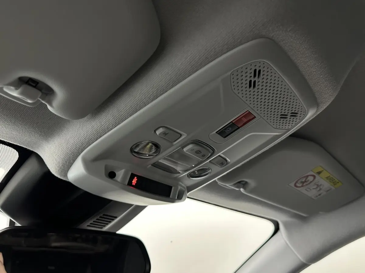 1.2 Turbo Hybrid Edition CAMERA NAVI CARPLAY CRUISE ECC 2500 KM.