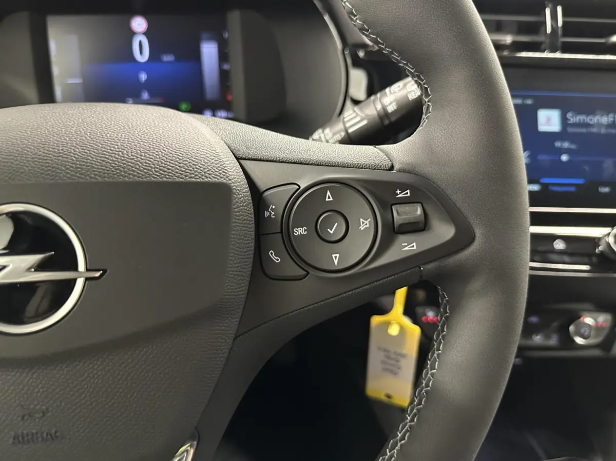 1.2 Turbo Hybrid Edition CAMERA NAVI CARPLAY CRUISE ECC 2500 KM.