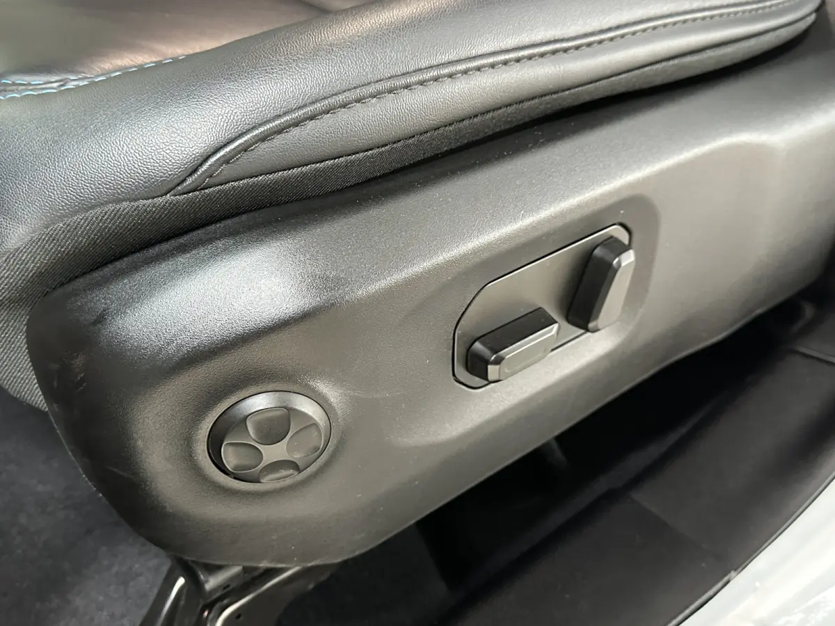 4xe 380 Rubicon PHEV Hard Top | Acc | Camera | Leder |