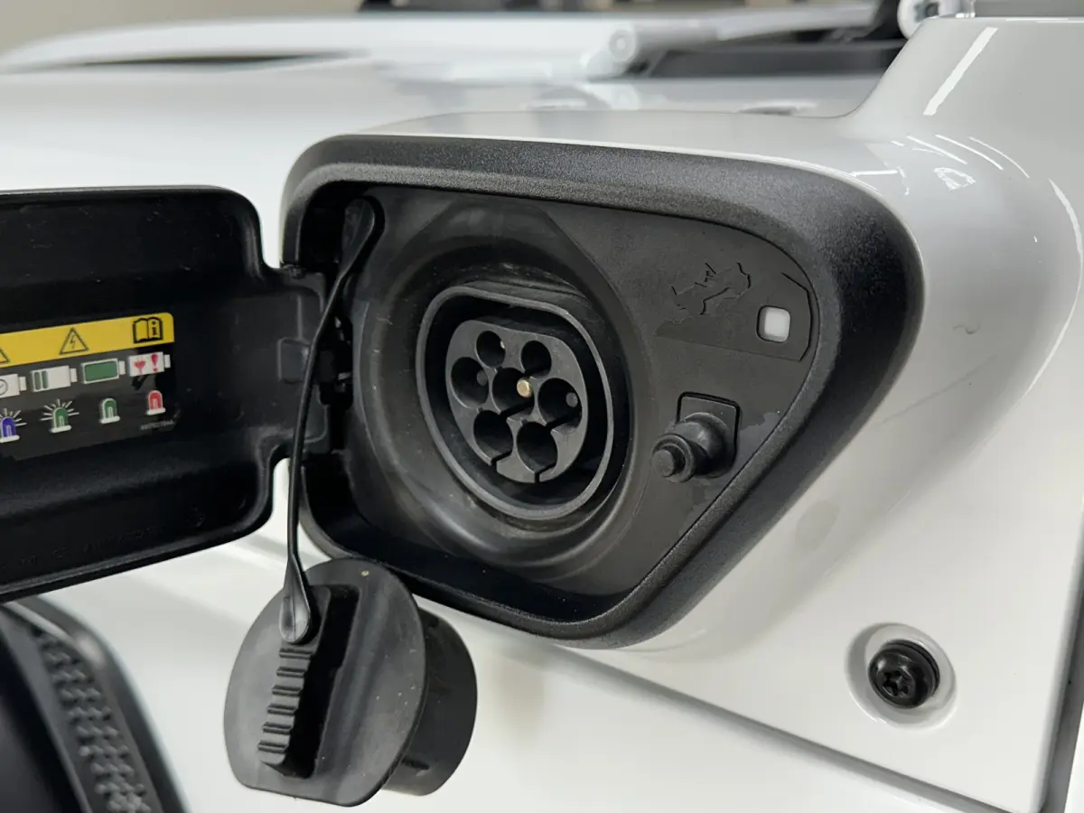 4xe 380 Rubicon PHEV Hard Top | Acc | Camera | Leder |