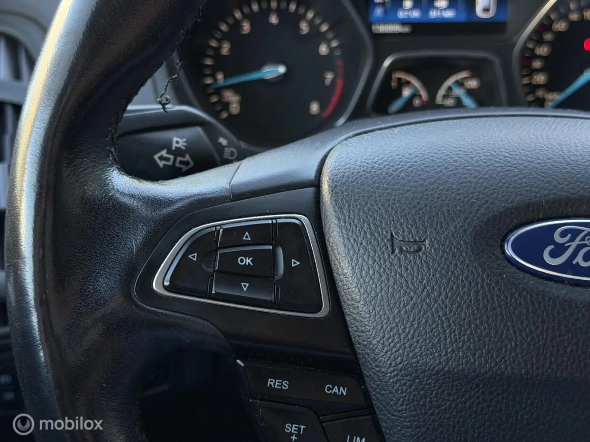 1.0 EcoBoost Trend Edition | Stoel/Stuurverwarming | Navi | Cruise |