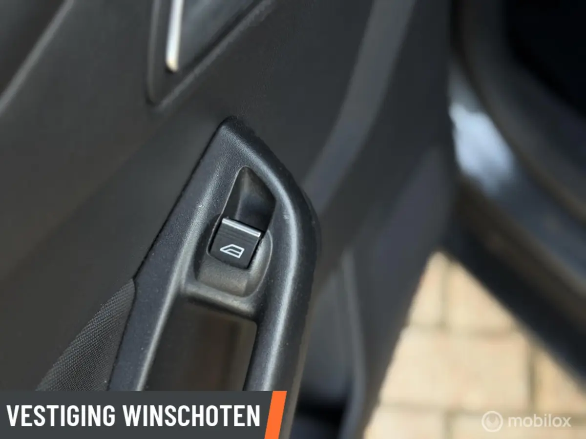 1.0 EcoBoost Trend Edition | Stoel/Stuurverwarming | Navi | Cruise |