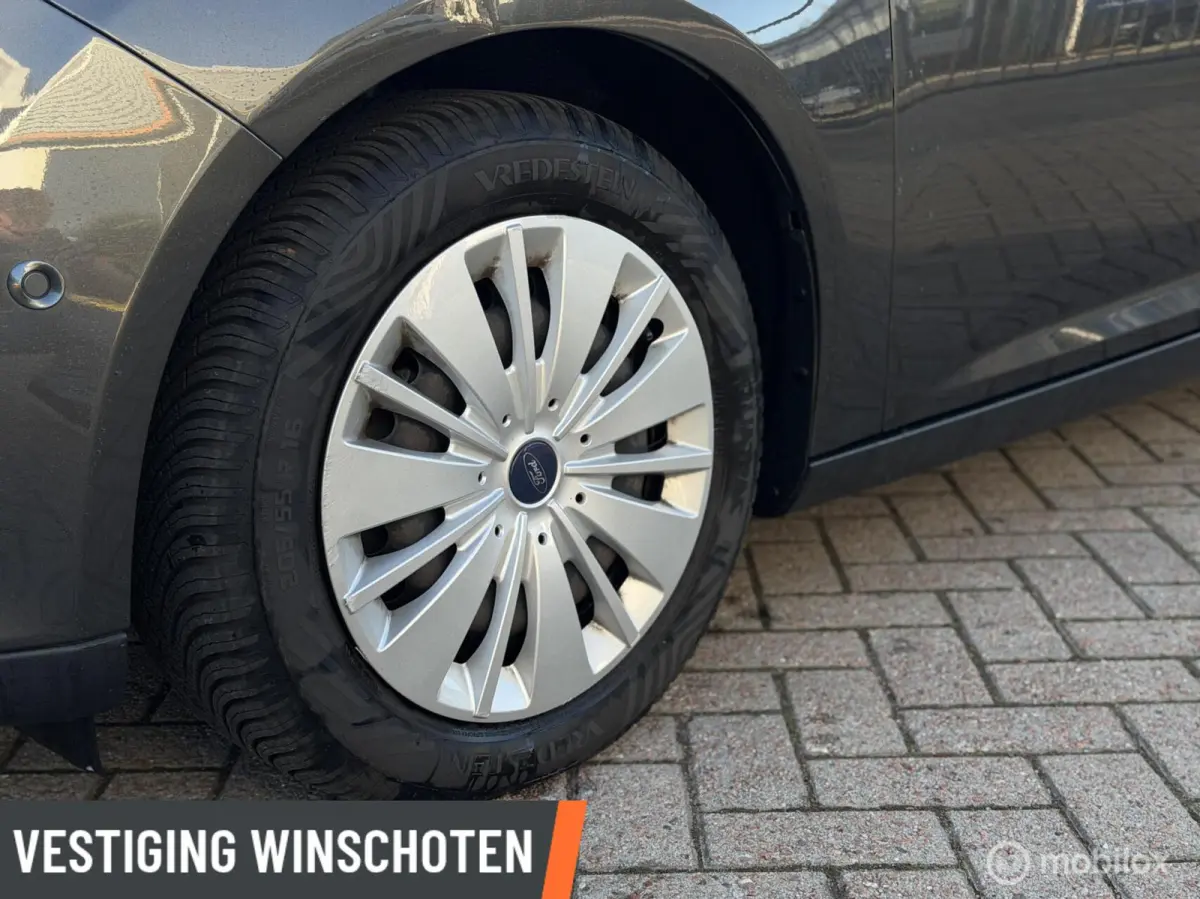 1.0 EcoBoost Trend Edition | Stoel/Stuurverwarming | Navi | Cruise |