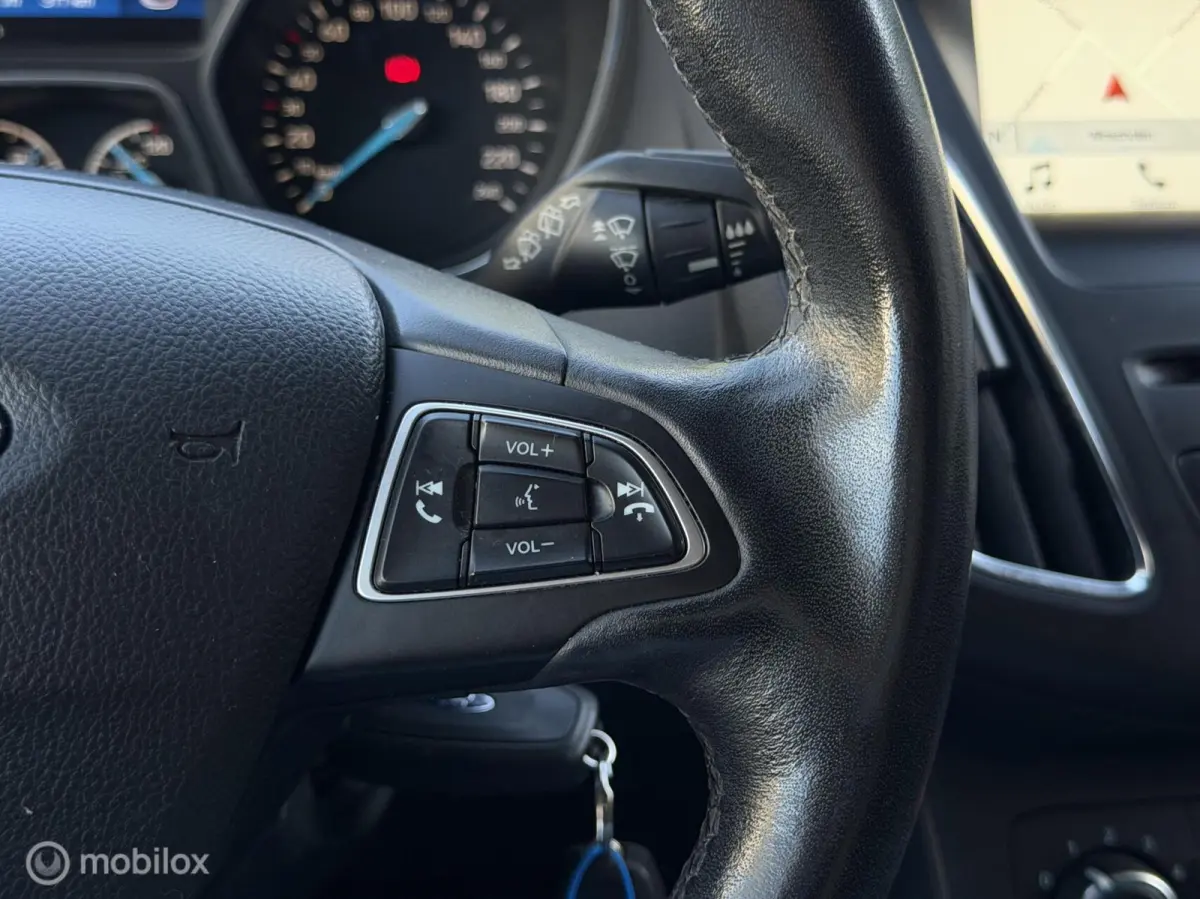 1.0 EcoBoost Trend Edition | Stoel/Stuurverwarming | Navi | Cruise |