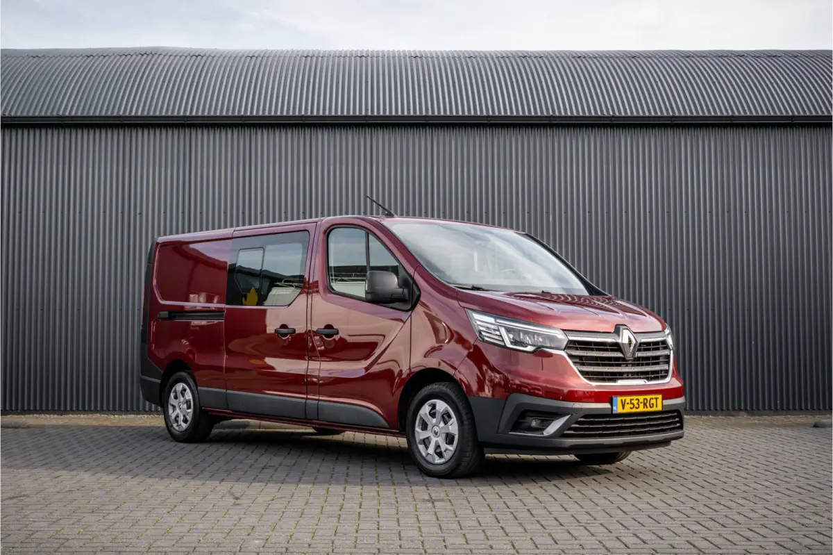 2.0 dCi 150 L2H1 | Automaat | 5-Zits | 150 PK | Camera | Cruise | Navi | Airco