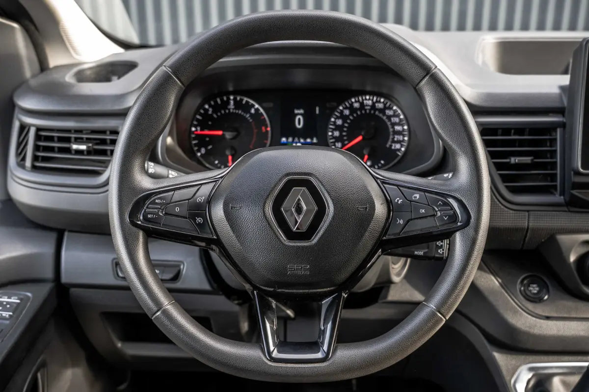 2.0 dCi 150 L2H1 | Automaat | 5-Zits | 150 PK | Camera | Cruise | Navi | Airco