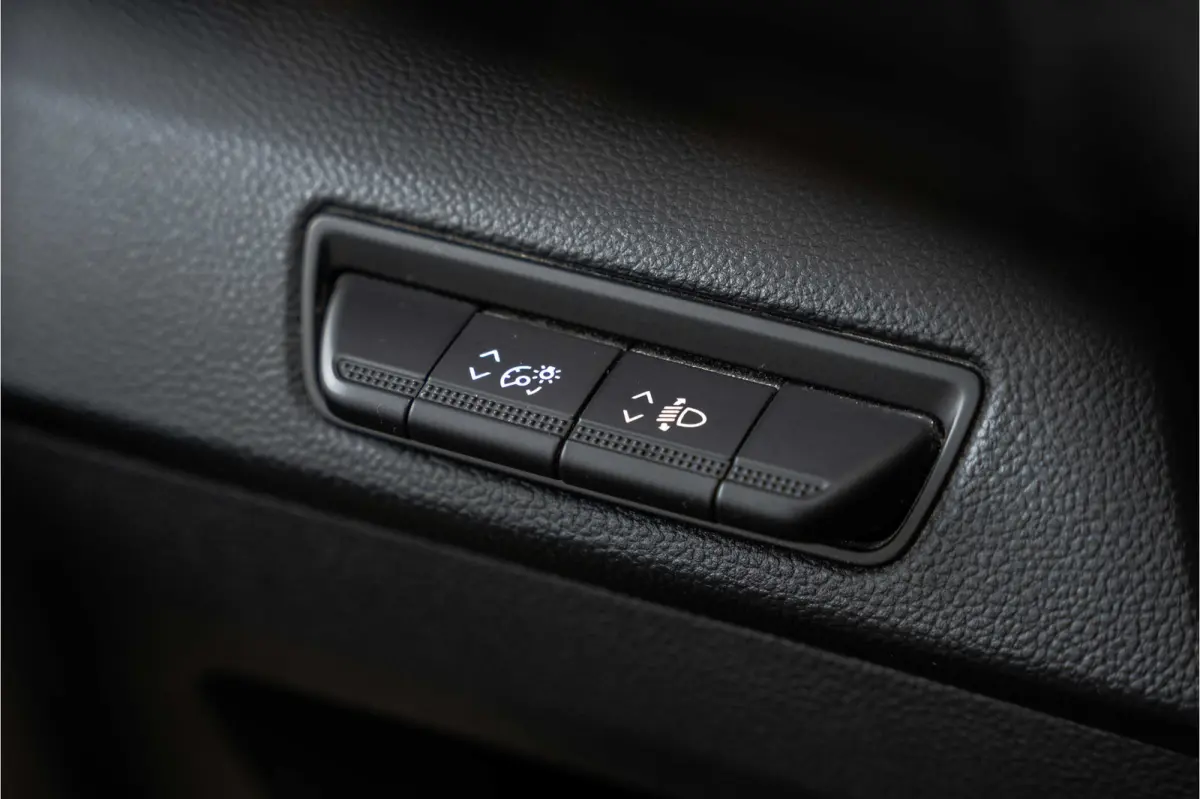 2.0 dCi 150 L2H1 | Automaat | 5-Zits | 150 PK | Camera | Cruise | Navi | Airco