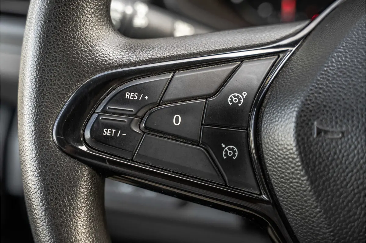 2.0 dCi 150 L2H1 | Automaat | 5-Zits | 150 PK | Camera | Cruise | Navi | Airco