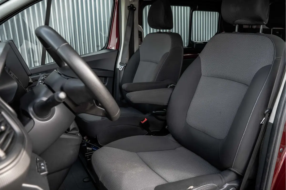 2.0 dCi 150 L2H1 | Automaat | 5-Zits | 150 PK | Camera | Cruise | Navi | Airco