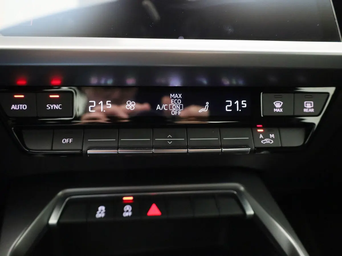 30 TFSI S edition 110 PK | S-line | Automaat | Navigatie | Apple Carplay | Android Auto | Cruise Control | Lichtmetalen velgen |