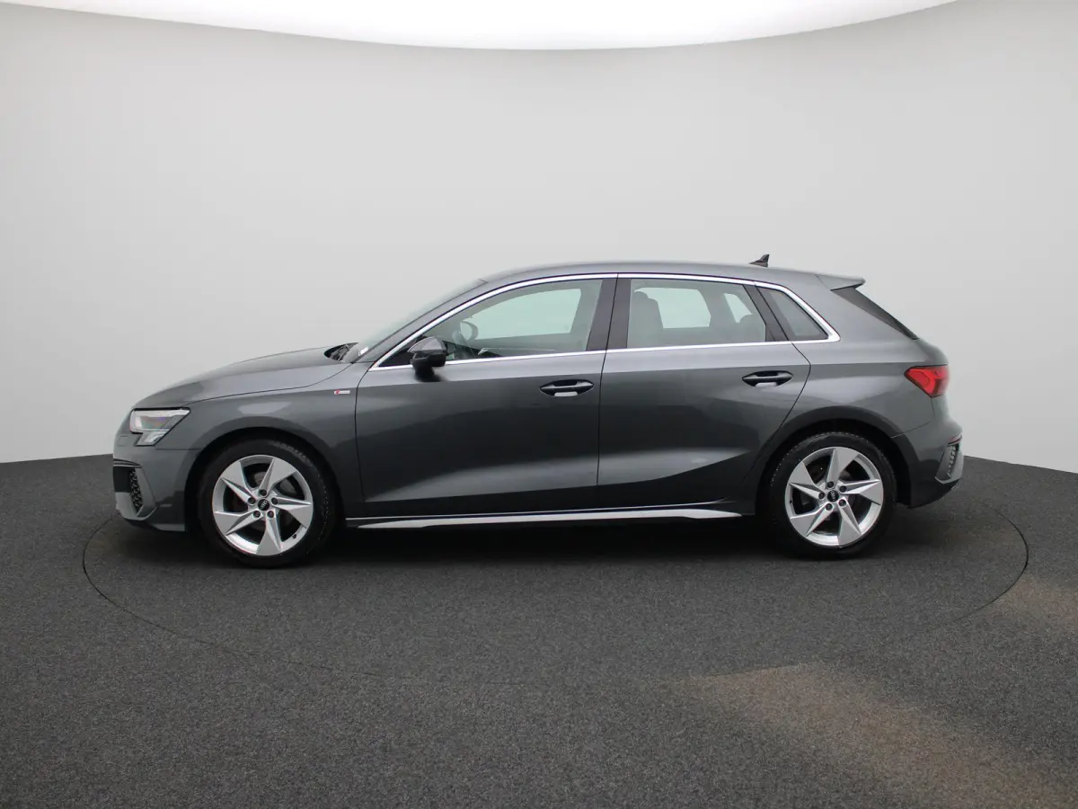 30 TFSI S edition 110 PK | S-line | Automaat | Navigatie | Apple Carplay | Android Auto | Cruise Control | Lichtmetalen velgen |