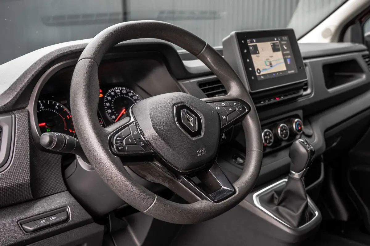 2.0 dCi 150 L2H1 | Automaat | 5-Zits | 150 PK | Camera | Cruise | Navi | Airco