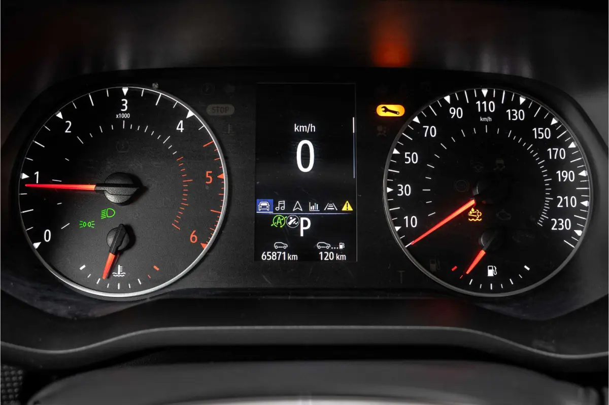 2.0 dCi 150 L2H1 | Automaat | 5-Zits | 150 PK | Camera | Cruise | Navi | Airco