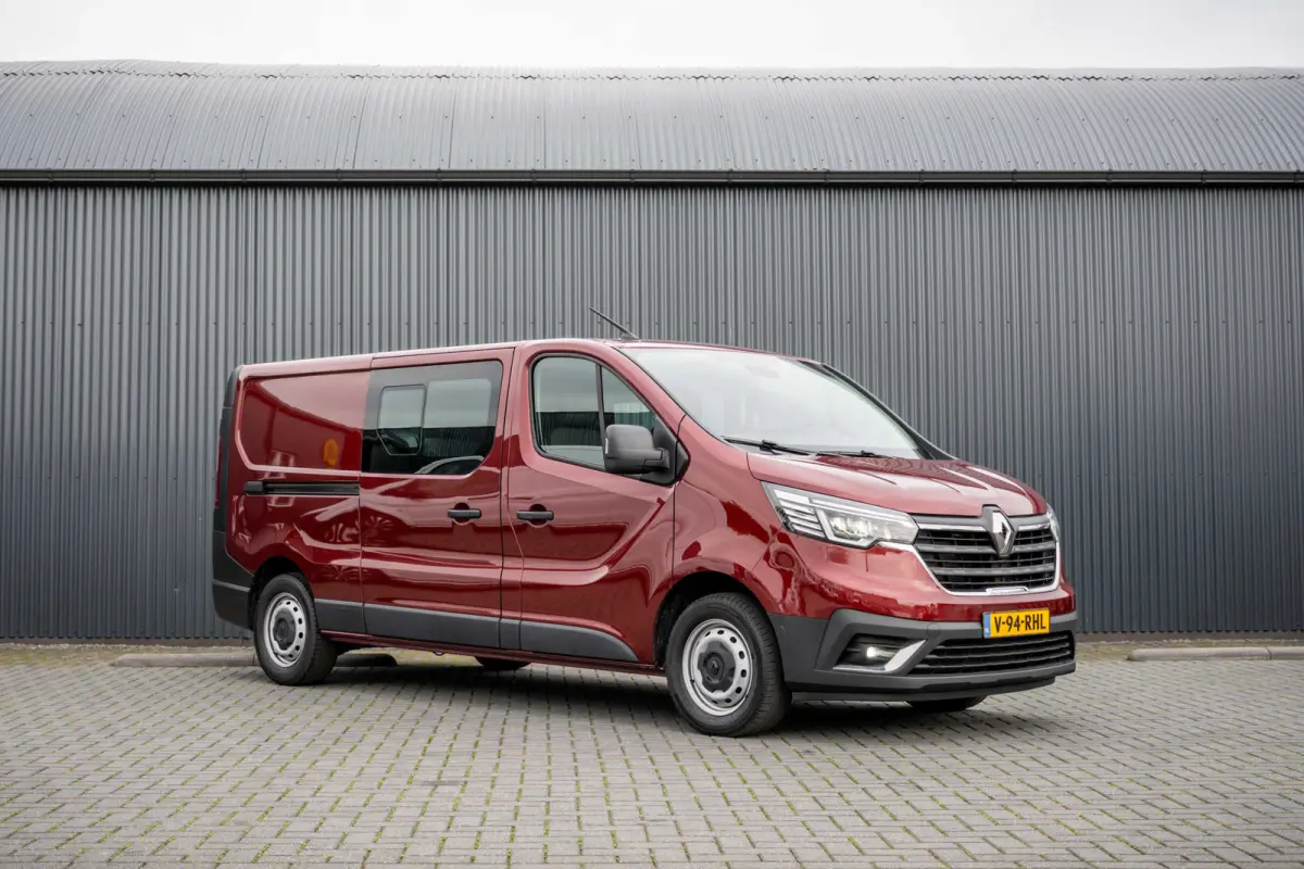 2.0 dCi 150 L2H1 | Automaat | 5-Zits | 150 PK | Camera | Cruise | Navi | Airco