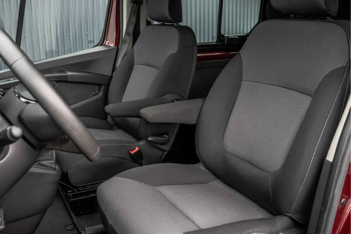 2.0 dCi 150 L2H1 | Automaat | 5-Zits | 150 PK | Camera | Cruise | Navi | Airco