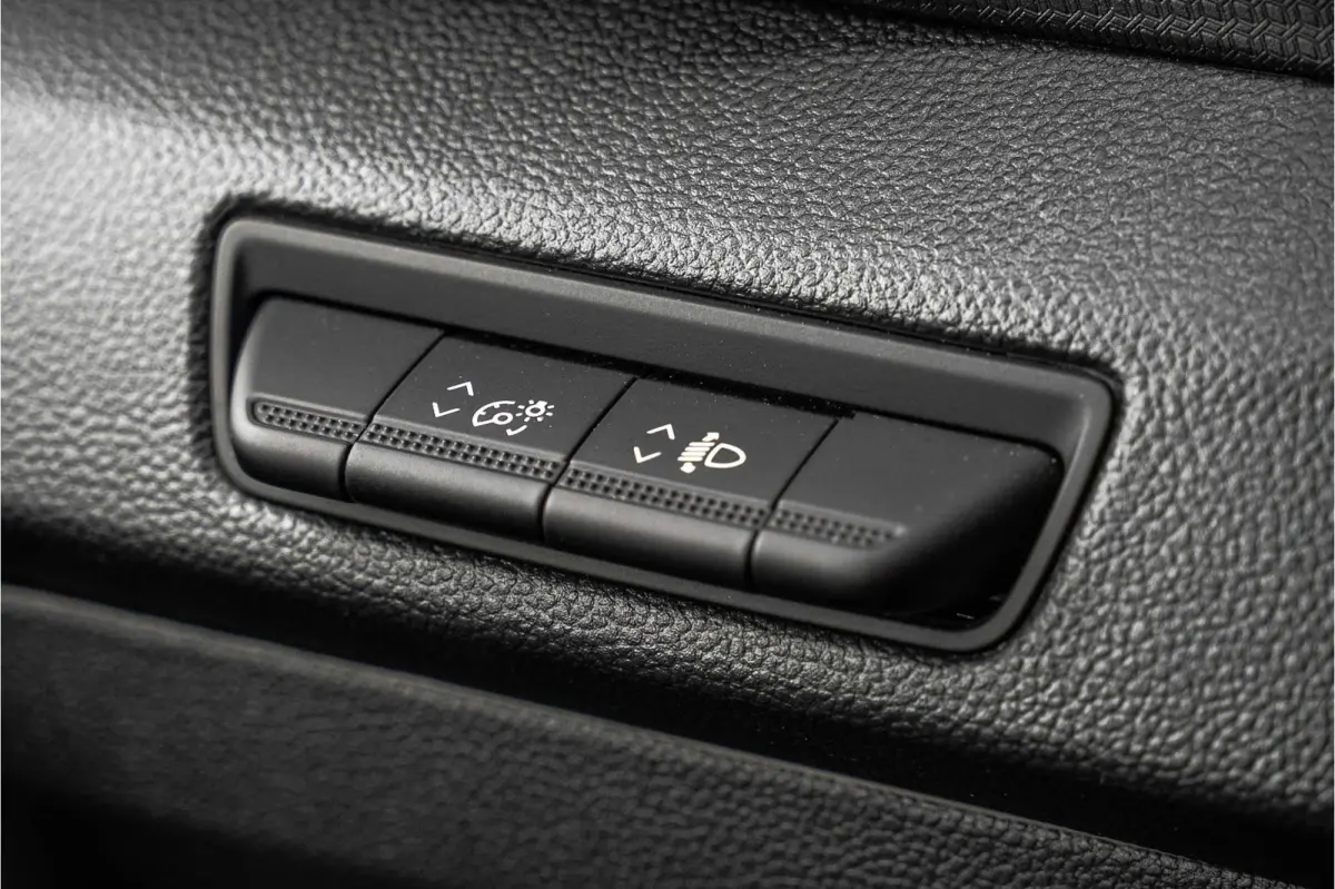2.0 dCi 150 L2H1 | Automaat | 5-Zits | 150 PK | Camera | Cruise | Navi | Airco