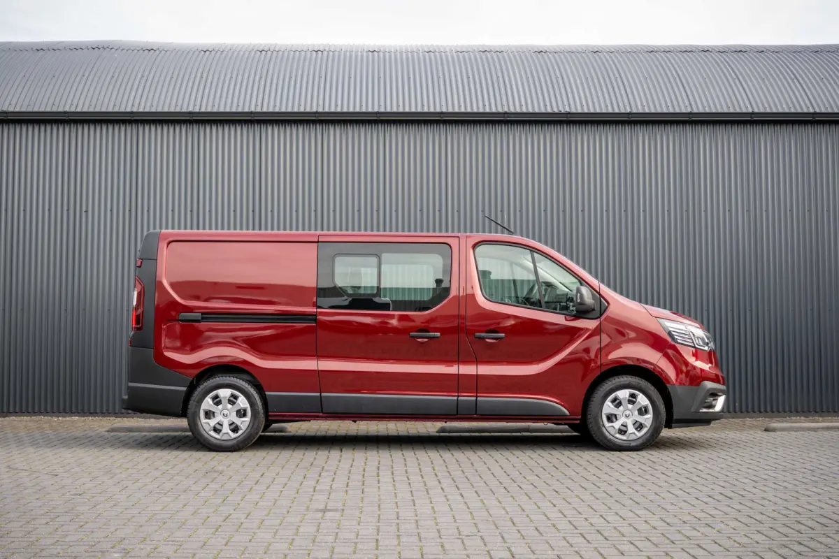 2.0 dCi 150 L2H1 | Automaat | 5-Zits | 150 PK | Camera | Cruise | Navi | Airco