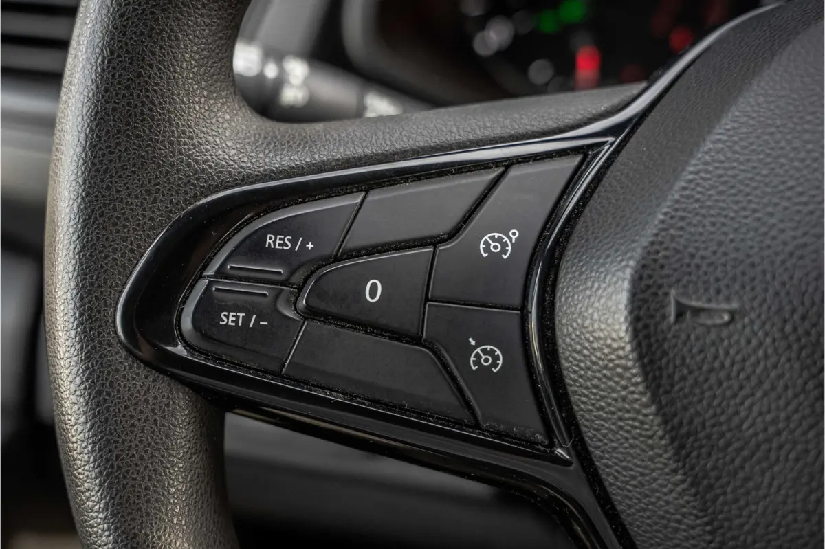 2.0 dCi 150 L2H1 | Automaat | 5-Zits | 150 PK | Camera | Cruise | Navi | Airco