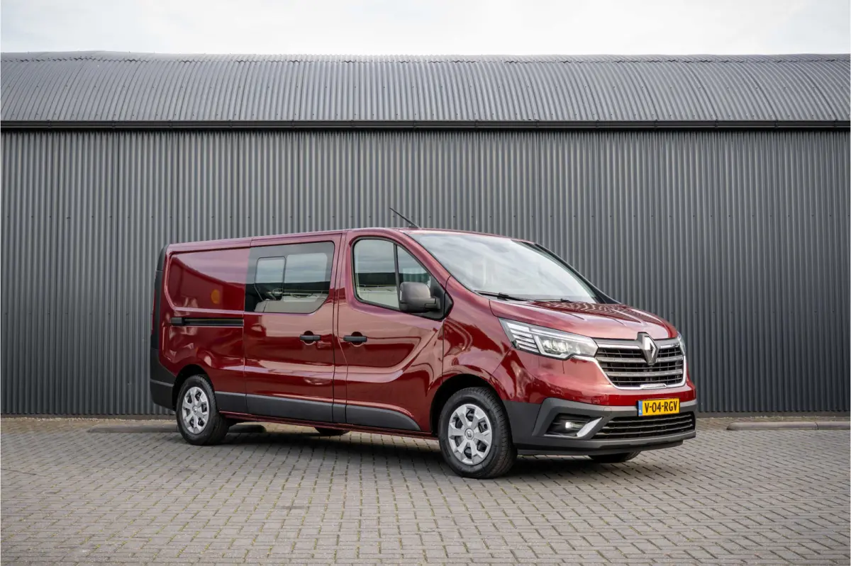 2.0 dCi 150 L2H1 | Automaat | 5-Zits | 150 PK | Camera | Cruise | Navi | Airco