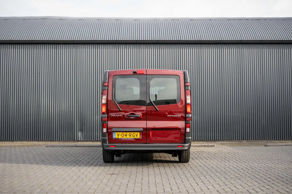 2.0 dCi 150 L2H1 | Automaat | 5-Zits | 150 PK | Camera | Cruise | Navi | Airco
