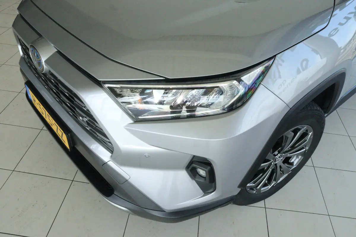 2.5 Hybrid AWD Dynamic | Adapt. Cruise | Camera | Keyless | Navi | Elektr. klep | LED | Carplay |