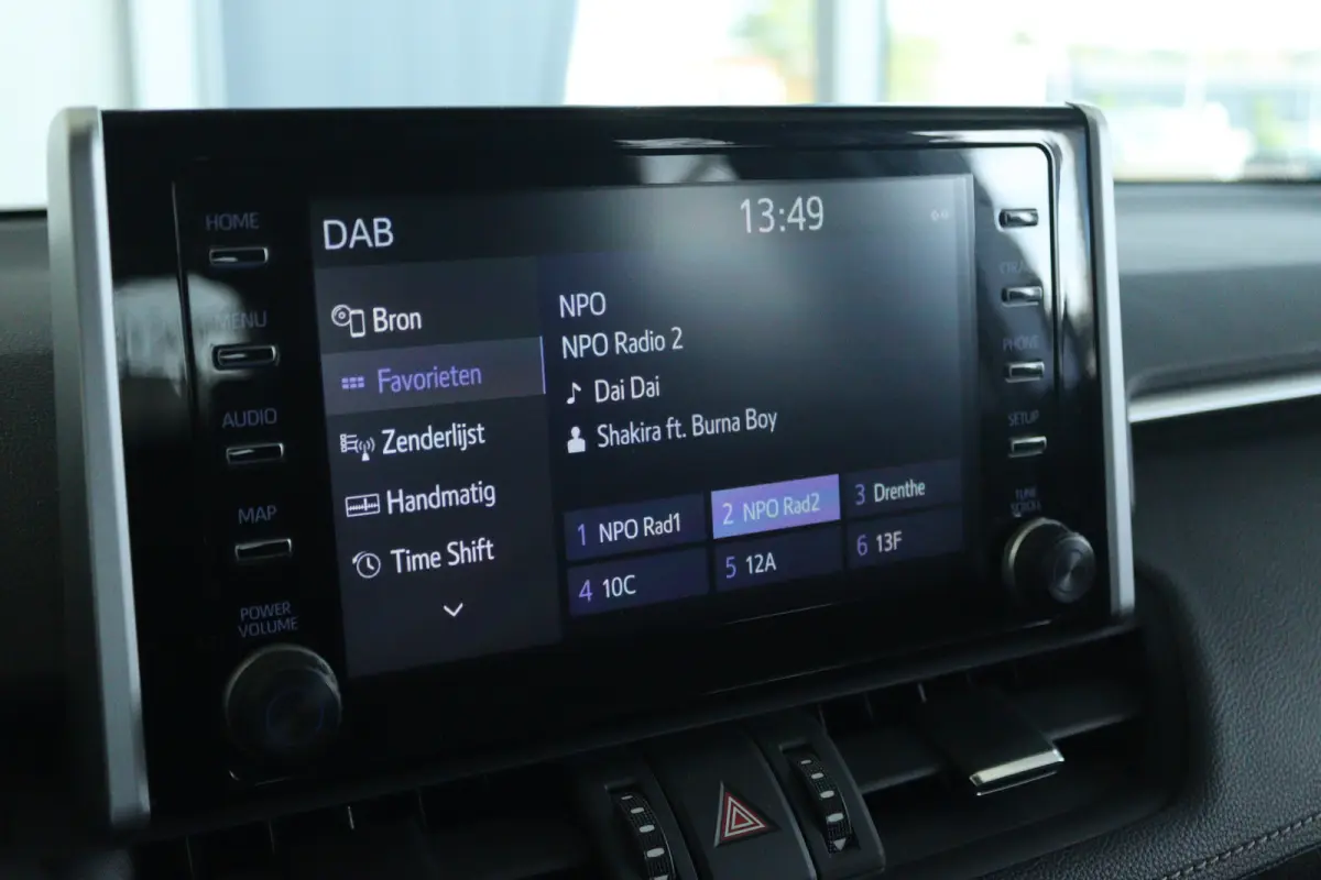2.5 Hybrid AWD Dynamic | Adapt. Cruise | Camera | Keyless | Navi | Elektr. klep | LED | Carplay |