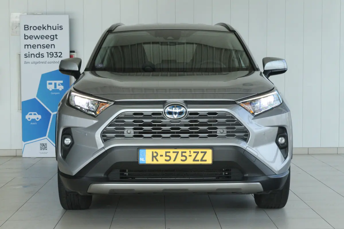 2.5 Hybrid AWD Dynamic | Adapt. Cruise | Camera | Keyless | Navi | Elektr. klep | LED | Carplay |