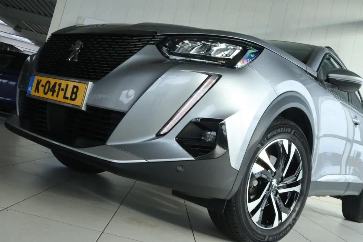 1.2 Turbo Allure | Cruise Control | Camera | Navi | Keyless | LED | Carplay | Climate | i-Cockpit | 17 Inch